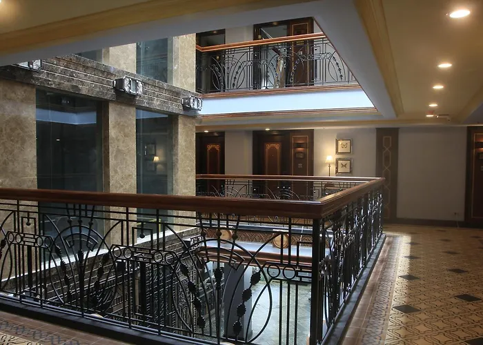 Herald Suites Polaris