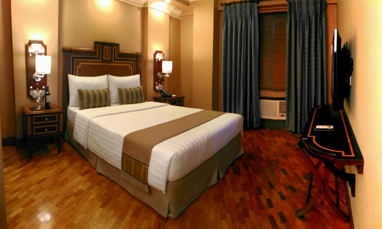 Herald Polaris Hotel