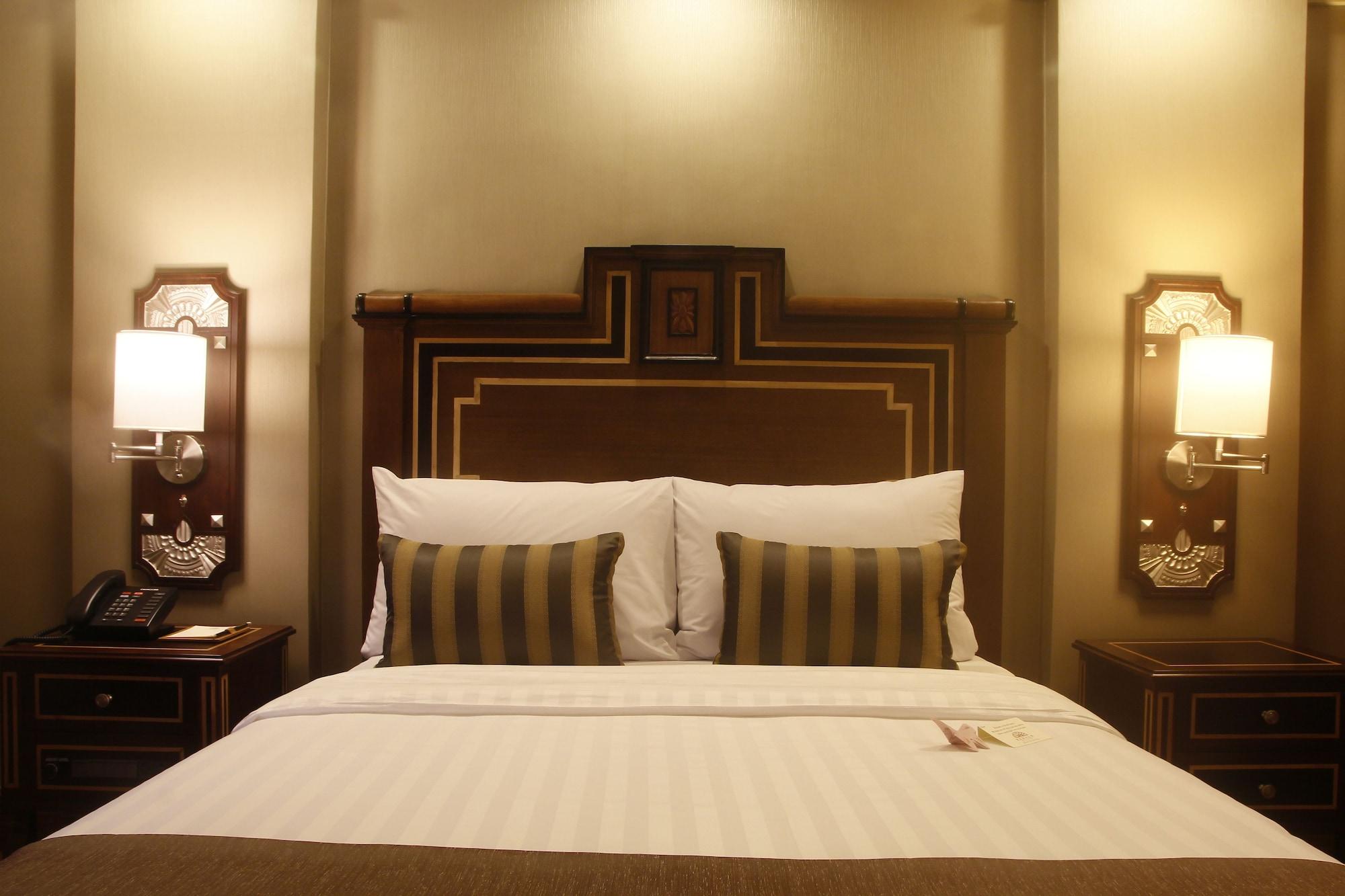 Herald Polaris 3* Makati City