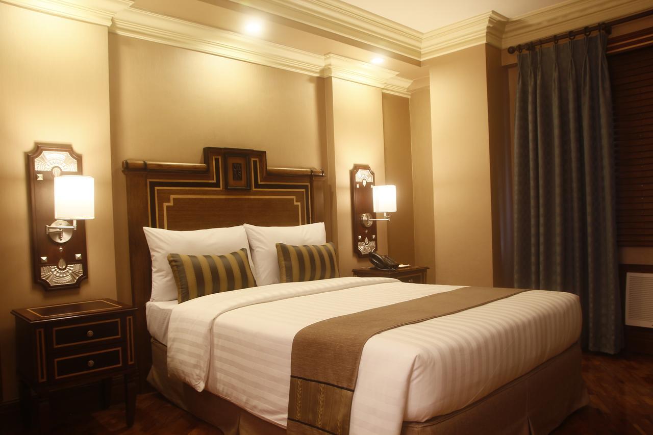 Herald Polaris Hotel