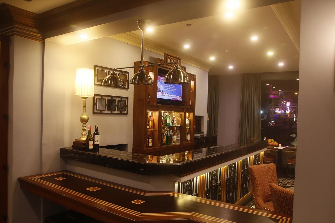 Herald Polaris Hotel