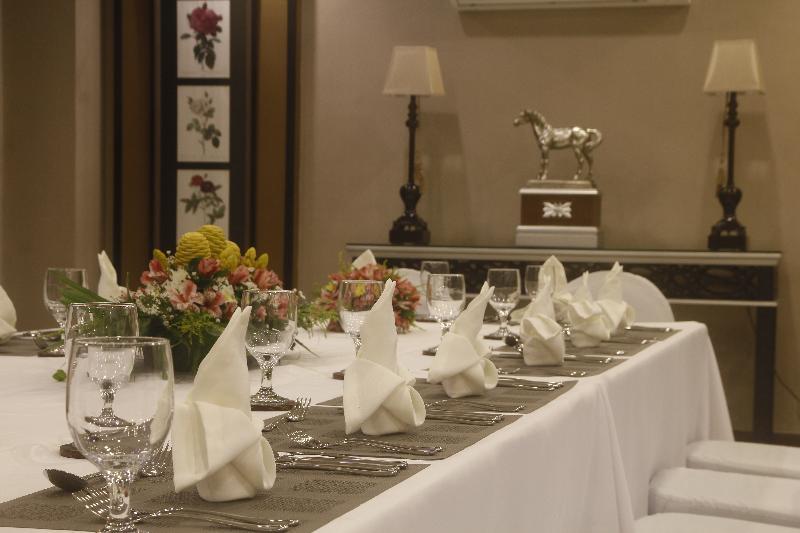 Hotel Herald Polaris Makati City